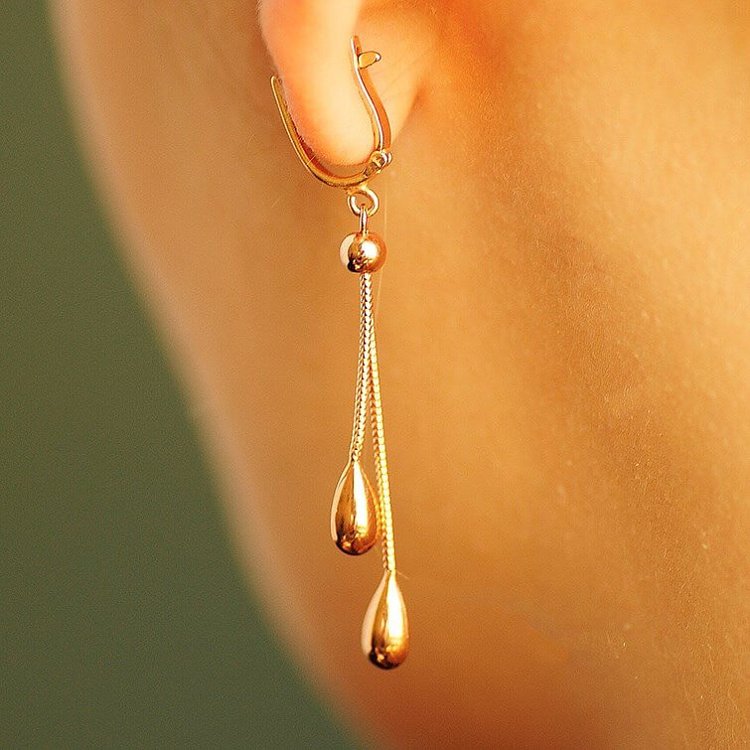 Золотые женские сережки длинные с капельками с02809 от ювелирного магазина Оникс - 2