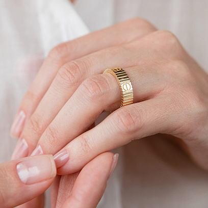 Каблучка "Love" у жовтому золоті к08425 №5