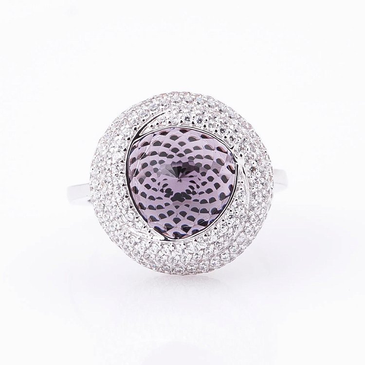 Золотое кольцо с фианитами к04575 - 2 Золотое кольцо с фианитами к04575 от ювелирного магазина Оникс - 2