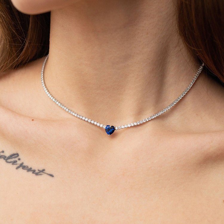 Срібне кольє - чокер "Сердечко" з фіанітами 181259 від ювелірного магазину Онікс - 1