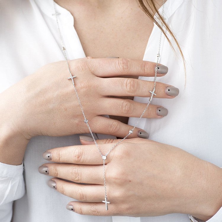 Срібне кольє "Хрестик" з фіанітами 18282 - 1 Срібне кольє "Хрестик" з фіанітами 18282 від ювелірного магазину Онікс - 1