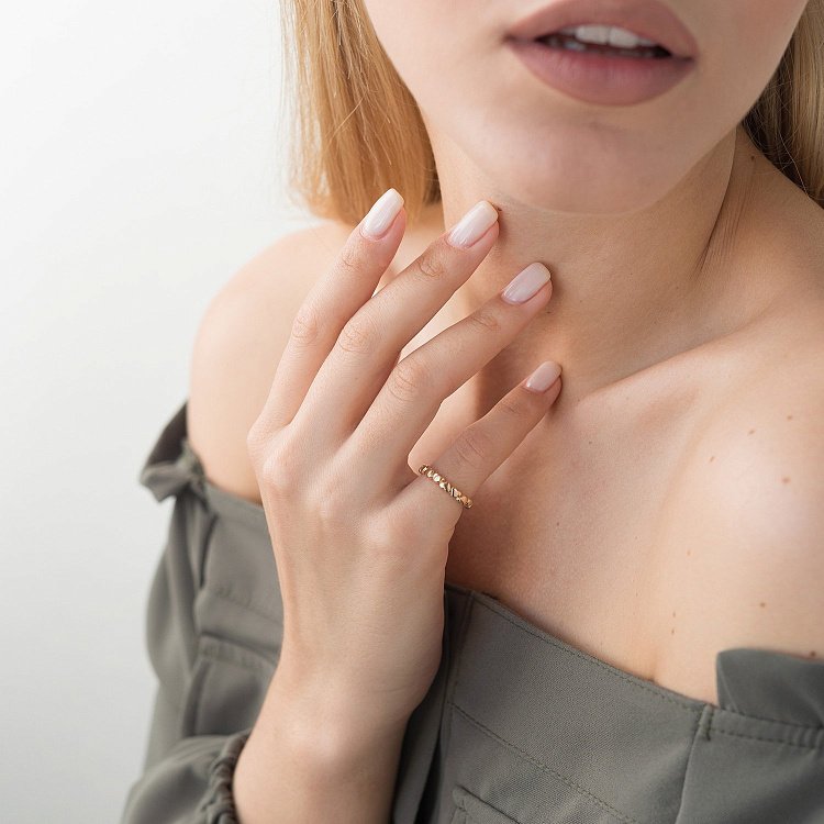 Золота каблучка "Серця" к05291 від ювелірного магазину Онікс - 6