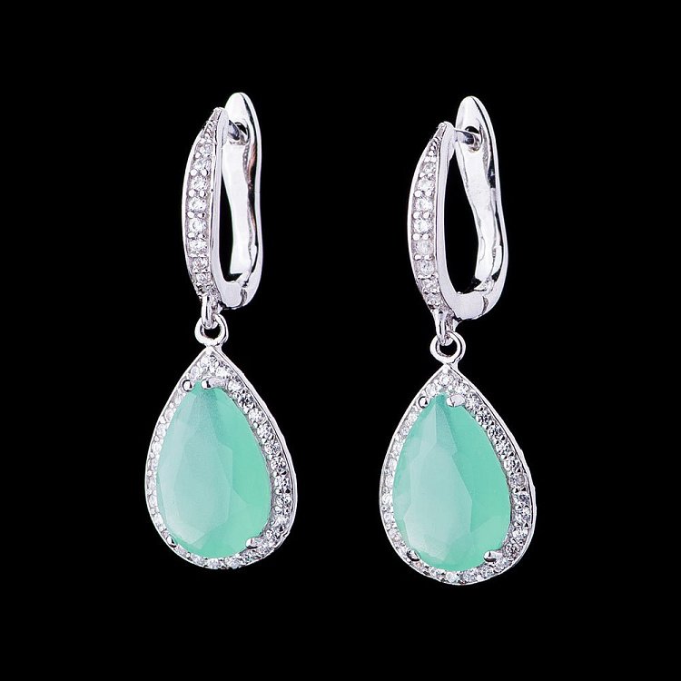 Серебряные серьги с фианитами 121912 от ювелирного магазина Оникс - 1