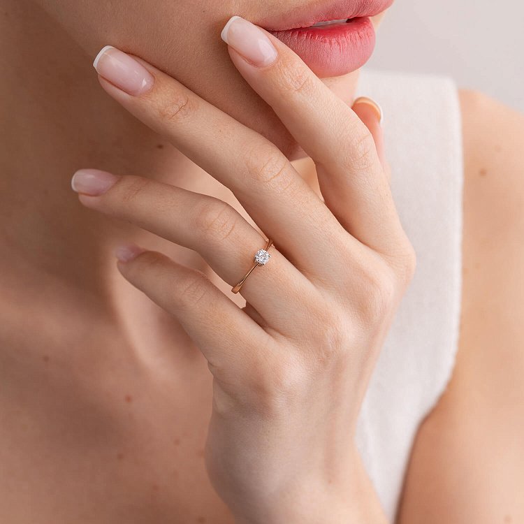 Помолвочное золотое кольцо с бриллиантом 218612421 от ювелирного магазина Оникс - 5