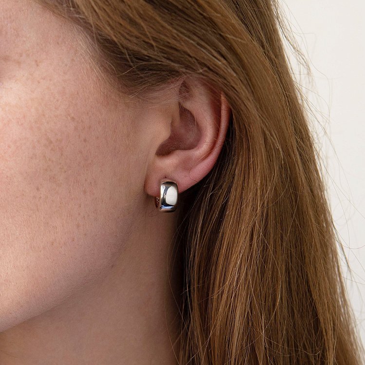 Серьги - кольца из желтого и белого золота с07524 от ювелирного магазина Оникс - 2