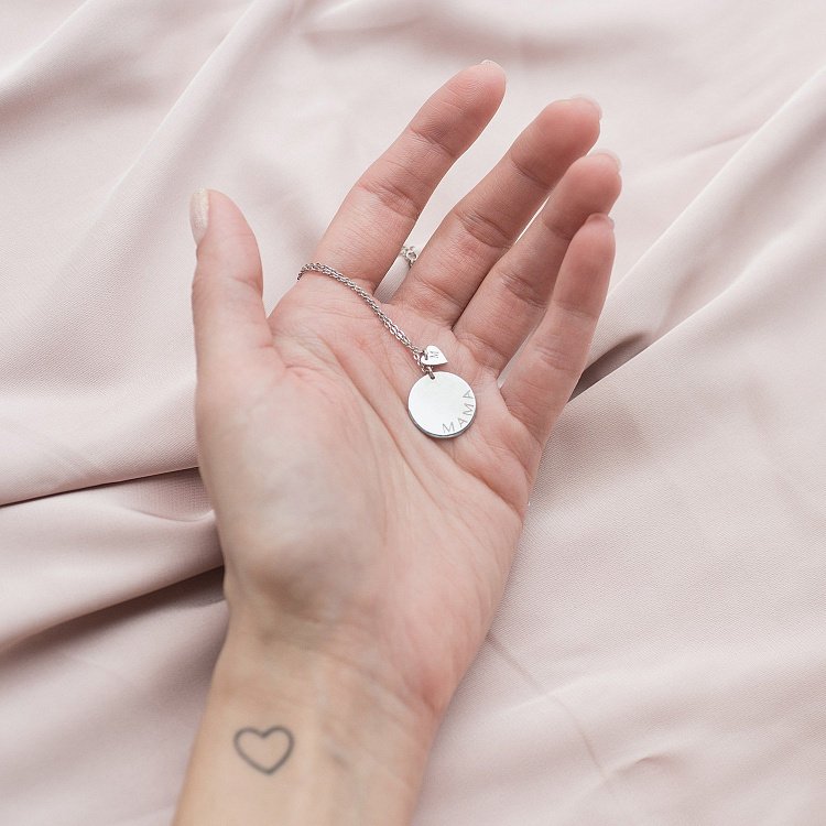 Срібне кольє з гравіюванням "Маленька любов" 18976 від ювелірного магазину Онікс - 1