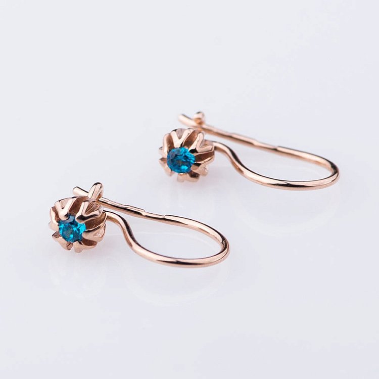 Золоті сережки з фіанітами с04352 від ювелірного магазину Онікс