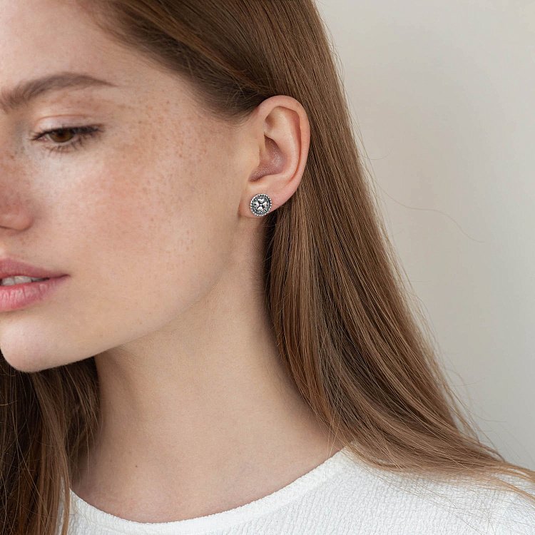 Серьги - пусеты "Клевер" в серебре (чернение) 122772 от ювелирного магазина Оникс - 1