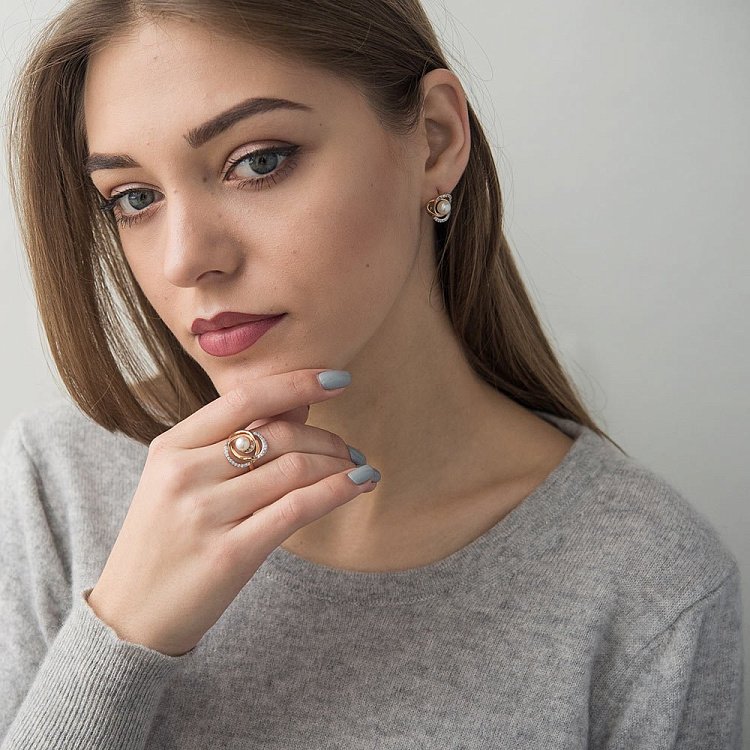 Золотые серьги (культ. пресн. жемчуг,фианиты) с02402 от ювелирного магазина Оникс - 4