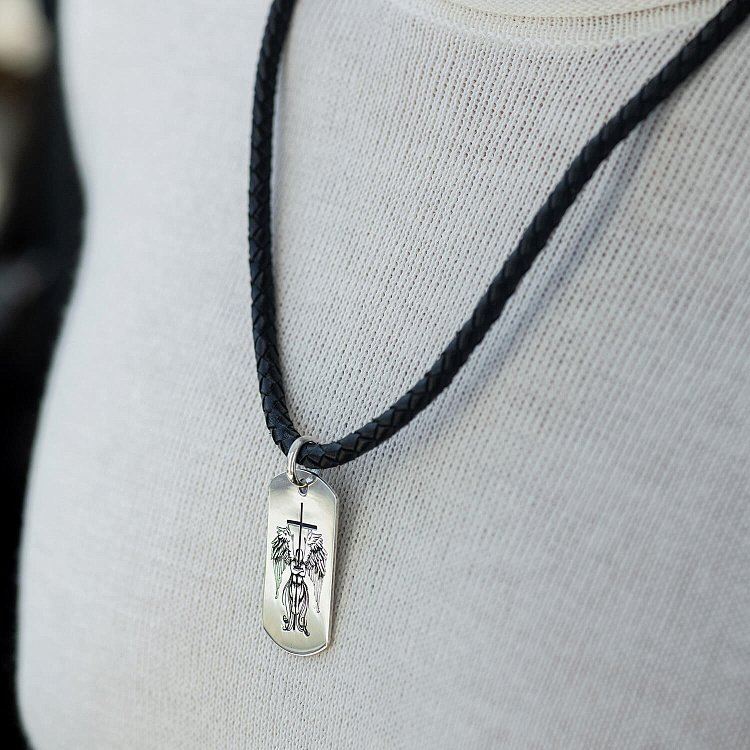 Серебряный жетон "Ангел Хранитель. Молитва" (большой) 133350-8 от ювелирного магазина Оникс - 3