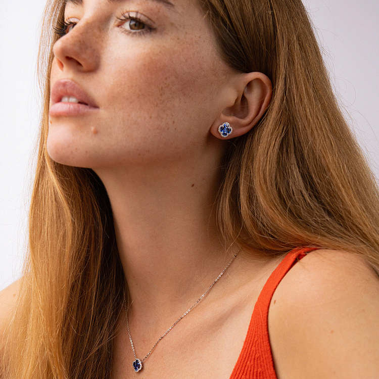 Золоті сережки - пусети "Конюшина" з діамантами і сапфірами сб0584mi від ювелірного магазину Онікс - 1