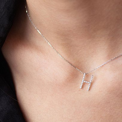 Золотое колье с буквой "Н" с бриллиантами 133761121 №3