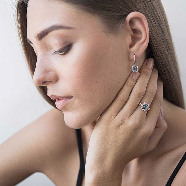 Золоті сережки з блакитним топазом і фіанітами с04175 від ювелірного магазину Онікс - 4