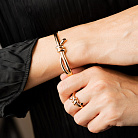 Жесткий браслет "Brigitte" в красном золоте б05732 от ювелирного магазина Оникс - 3