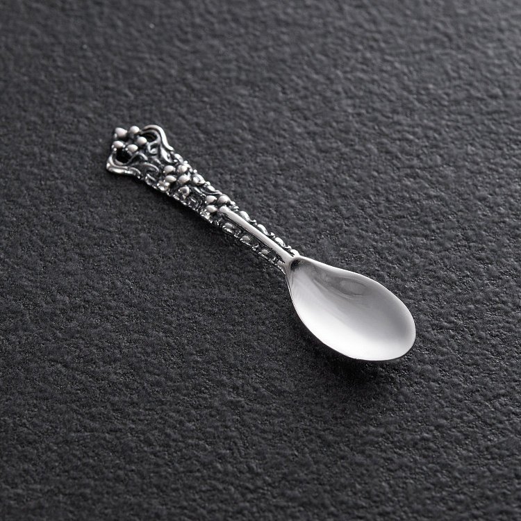 Серебряная ложка-загребушка 23471 от ювелирного магазина Оникс