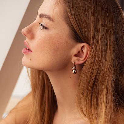 Золоті сережки "Шар" на англійській застібці с07043 №4