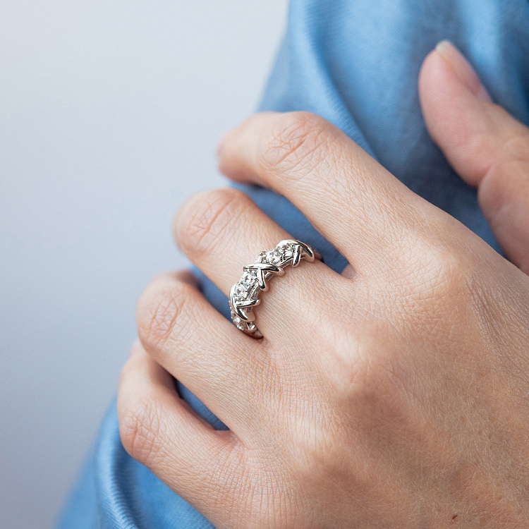 Кольцо "Rosie" с фианитами (белое золото) к08315 от ювелирного магазина Оникс - 3