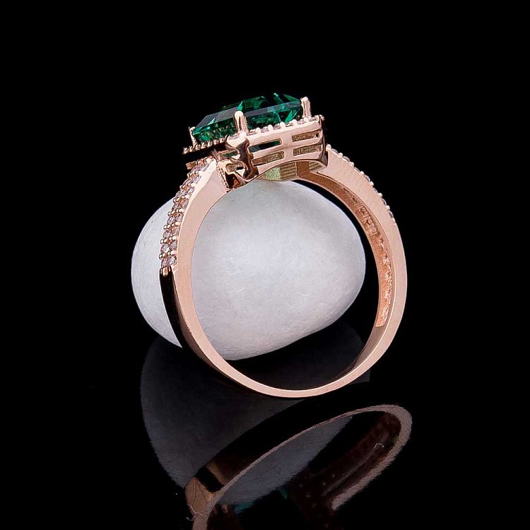 Золота каблучка з празіолітом і фіанітами к04637 від ювелірного магазину Онікс - 2