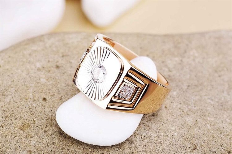 Каблучка з фіанітами к00908 від ювелірного магазину Онікс - 2