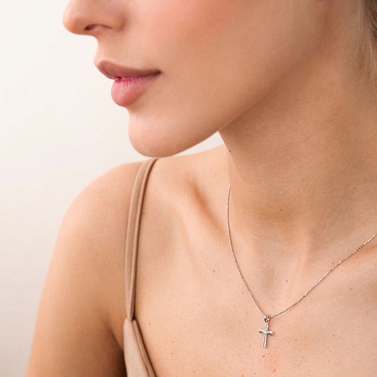 Золотий хрестик з діамантом пб0256y від ювелірного магазину Онікс - 1