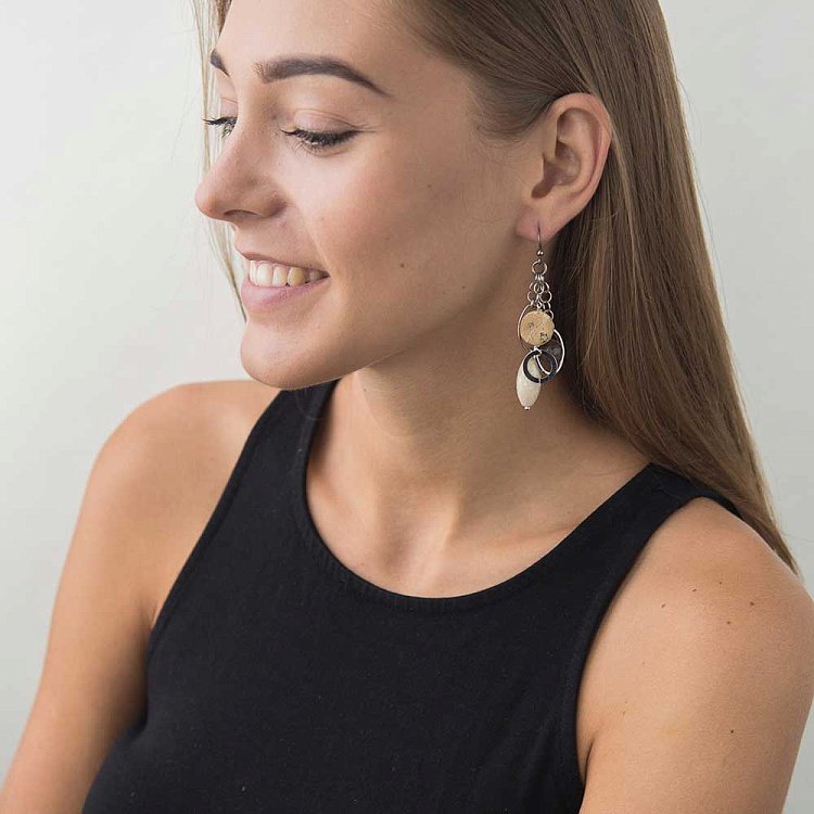 Серьги с агатом 191с11 Серьги с агатом 191с11 от ювелирного магазина Оникс