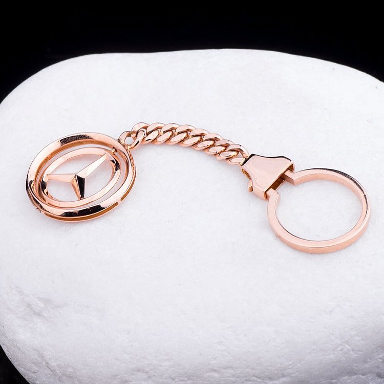 Золотой брелок "Mercedes-Мерседес" бр00001мс от ювелирного магазина Оникс - 1