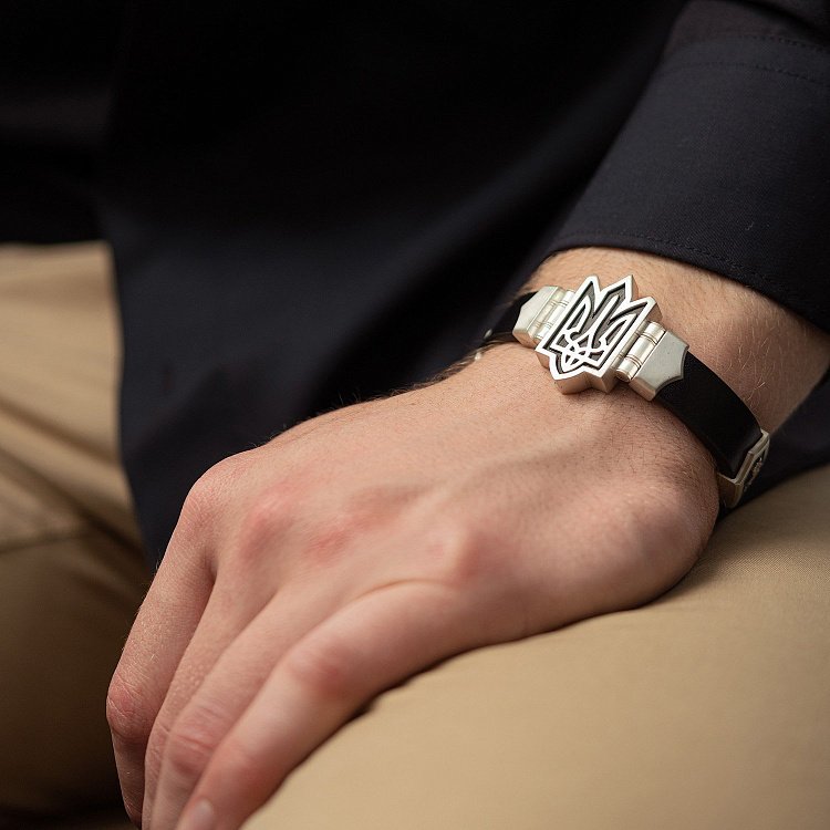 Мужской серебряный браслет "Герб Украины - Тризуб" (кожа, эбен) 1079 от ювелирного магазина Оникс - 2