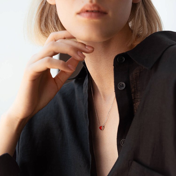 Серебряное колье "Сердечко" (эмаль) 18767 от ювелирного магазина Оникс - 3