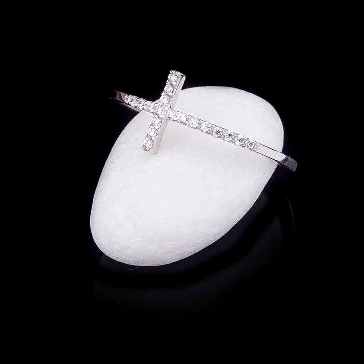 Золотое кольцо "Крестик" с фианитами к363 от ювелирного магазина Оникс - 2