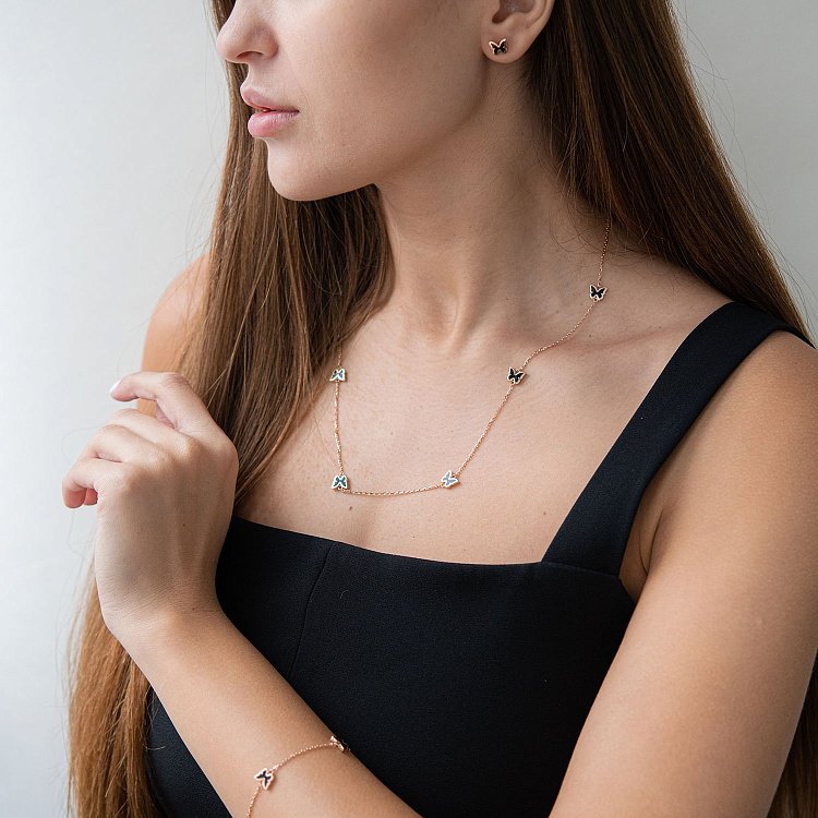 Сережки - пусети "Метелики" в червоному золоті (емаль) с06621 від ювелірного магазину Онікс - 1