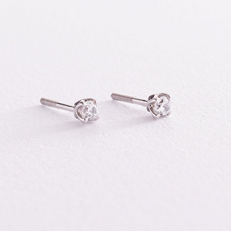 Золотые серьги - пусеты с фианитами с02891 от ювелирного магазина Оникс