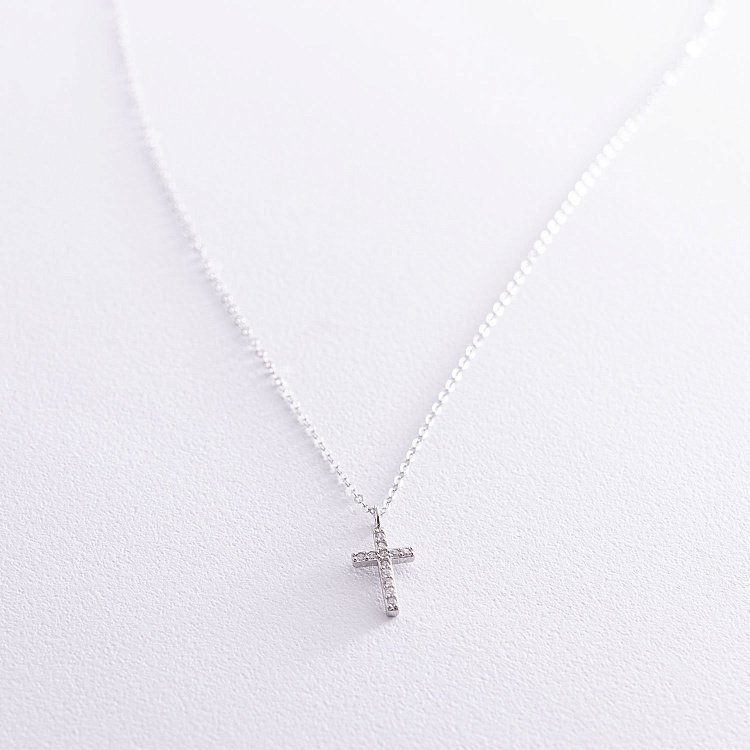 Колье "Крестик" в серебре с фианитами 18833 от ювелирного магазина Оникс