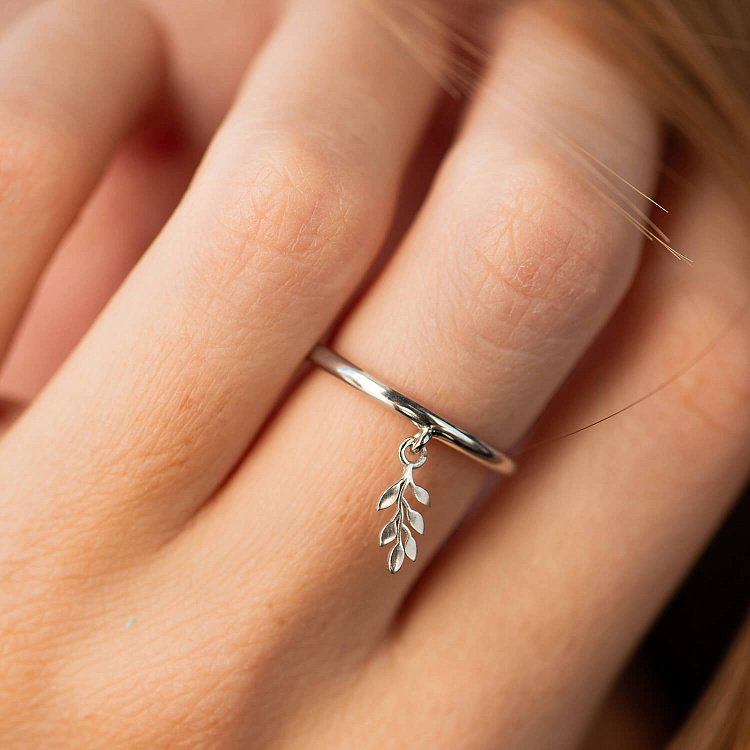 Кольцо "Веточка" в серебре 7250 от ювелирного магазина Оникс - 1