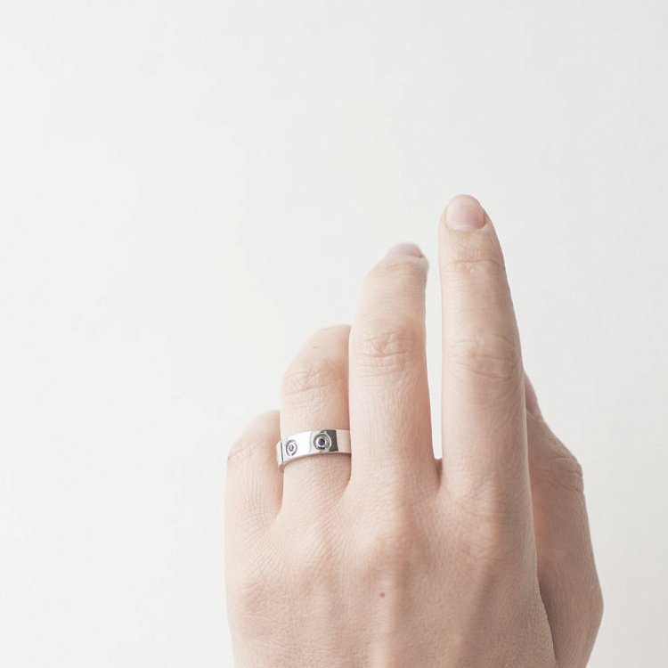 Золотое кольцо с синими сапфирами 642 от ювелирного магазина Оникс - 3