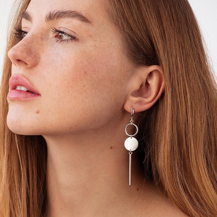 Серебряные серьги "Влияние" 122672 от ювелирного магазина Оникс