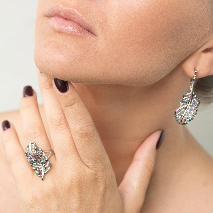 Серебряное кольцо "Листочек" (разноцветные фианиты) 112057 от ювелирного магазина Оникс - 4