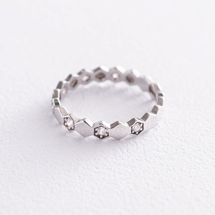 Срібна каблучка "Грані" з фіанітами 112581 від ювелірного магазину Онікс