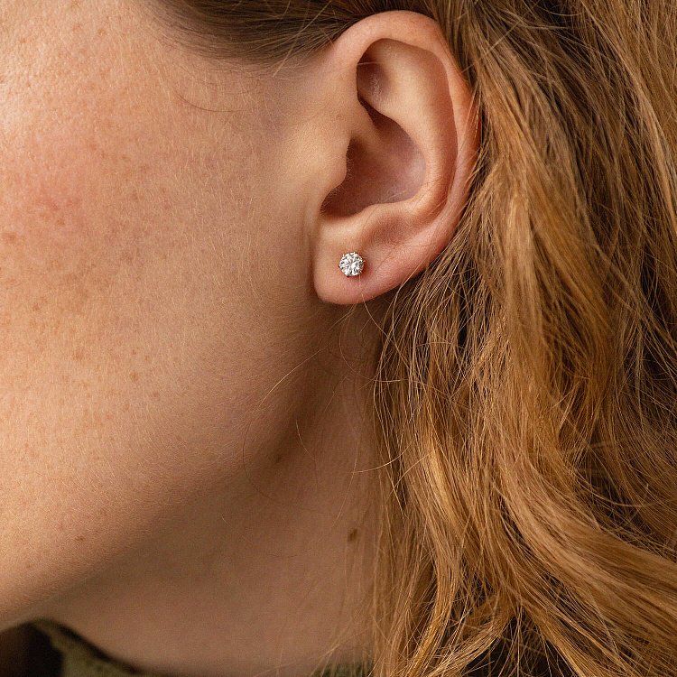 Золоті сережки - пусети з діамантами сб0397 від ювелірного магазину Онікс - 3