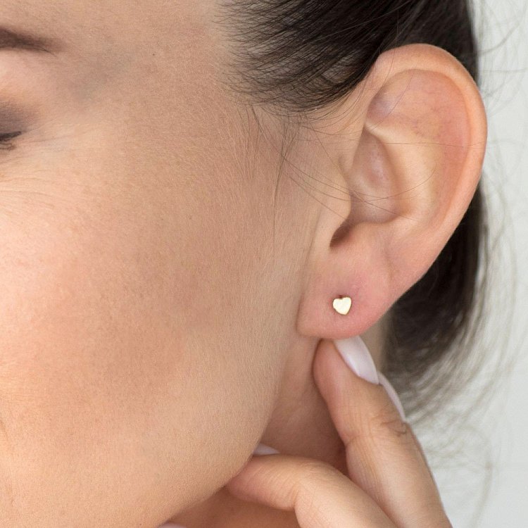 Золоті сережки-пусети "Серця" с03326 від ювелірного магазину Онікс - 1