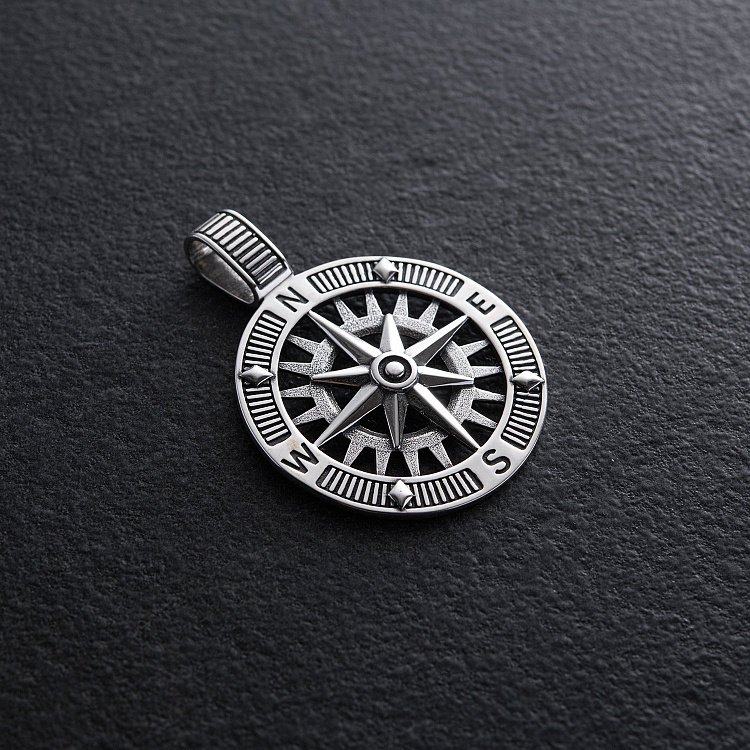 Серебряный кулон "Роза ветров" 7330 от ювелирного магазина Оникс