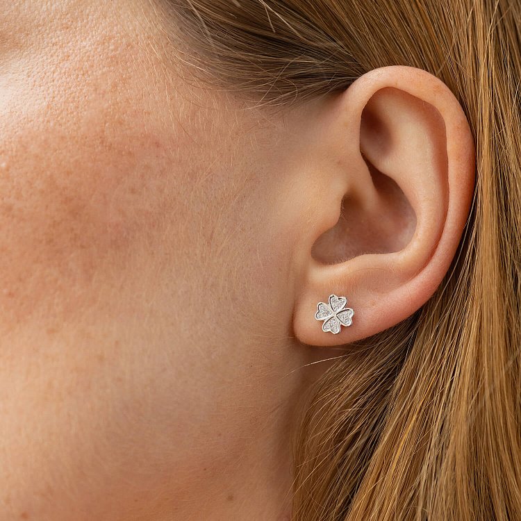 Золоті сережки - пусети "Конюшина" з діамантами 338541121 від ювелірного магазину Онікс - 1