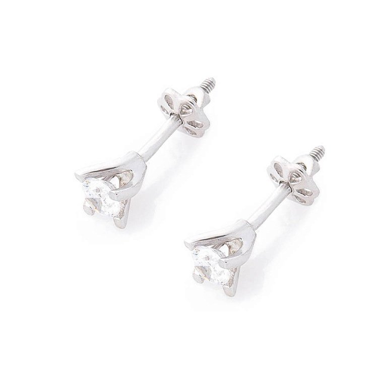 Серебряные серьги-гвоздики с фианитами 12869 от ювелирного магазина Оникс