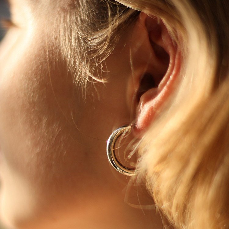 Срібні сережки-кільця 122565 від ювелірного магазину Онікс - 3