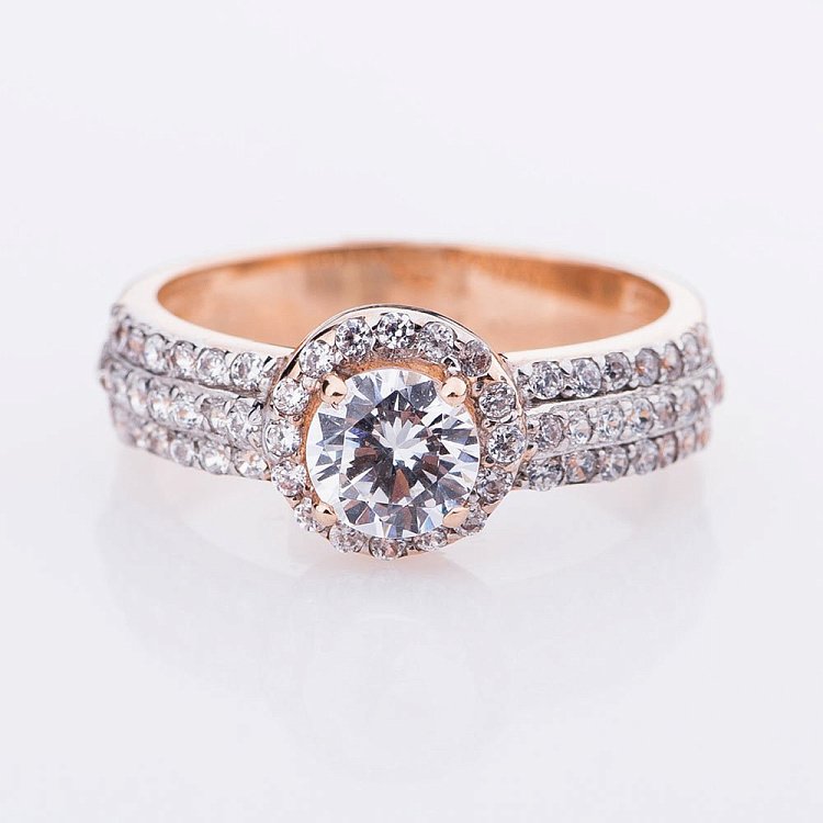 Помолвочное золотое кольцо (фианиты) к01693 от ювелирного магазина Оникс - 2