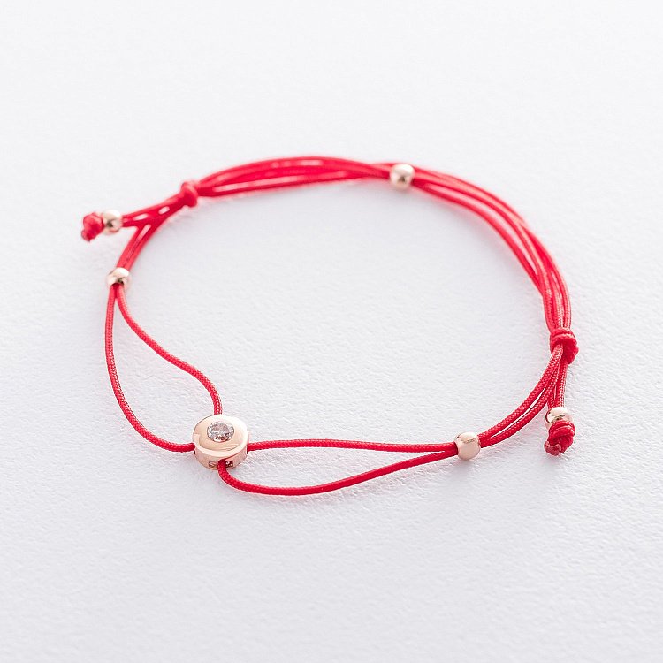 Браслет с красной нитью и фианитом б04056 от ювелирного магазина Оникс