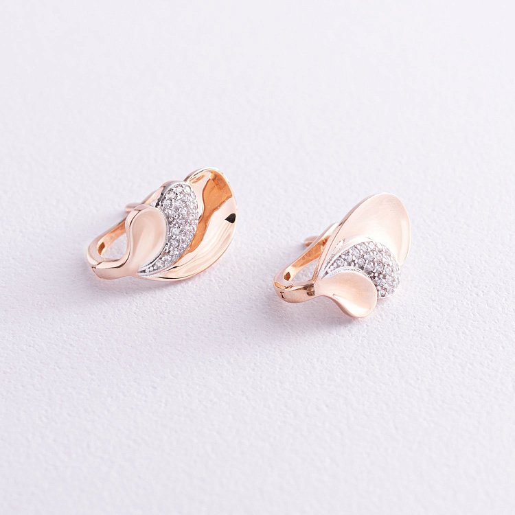 Золотые серьги на английской застежке с фианитами с04853 от ювелирного магазина Оникс