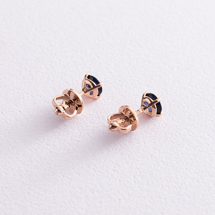 Золотые серьги - пусеты "Кэтрин" с сапфирами 23267 от ювелирного магазина Оникс - 3