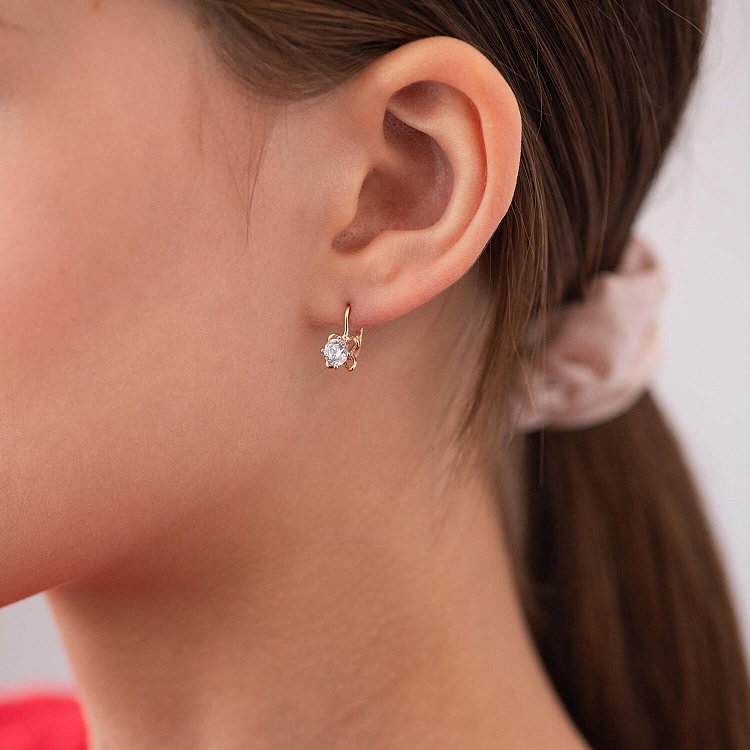 ﻿Золоті дитячі сережки з фіанітами с09250 від ювелірного магазину Онікс - 1