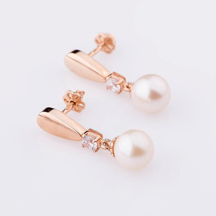 Золотые серьги-пусеты (фианиты, культ.пресн. жемчуг) с02234 от ювелирного магазина Оникс