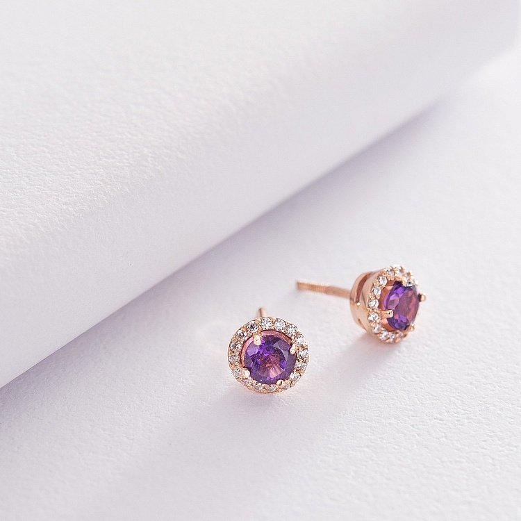 Золоті сережки-пусети (аметист, фіаніти) с489а від ювелірного магазину Онікс